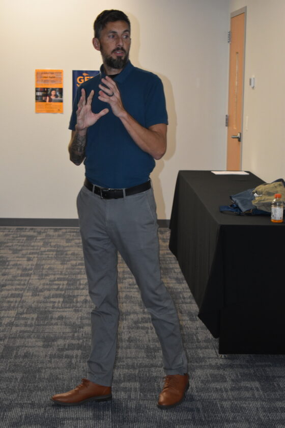 Employers learn about attracting veteran workers during Home Base Iowa breakfast | News, Sports, Jobs - Vimarsana News